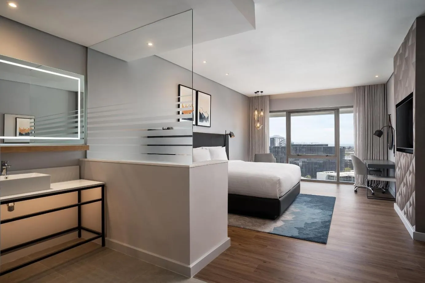 Cape Town Marriott Hotel Crystal Towers 4*, Cape Town