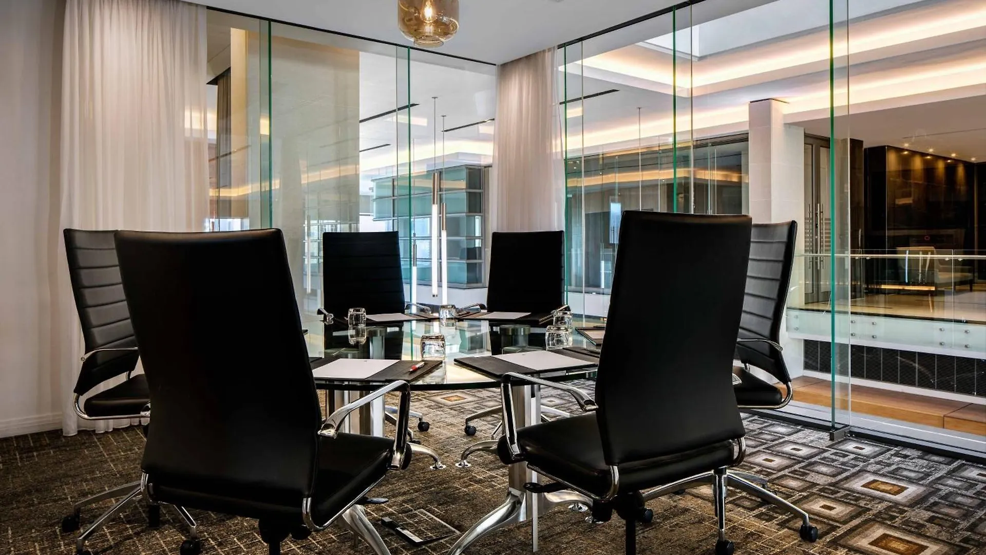Cape Town Marriott Hotel Crystal Towers Güney Afrika