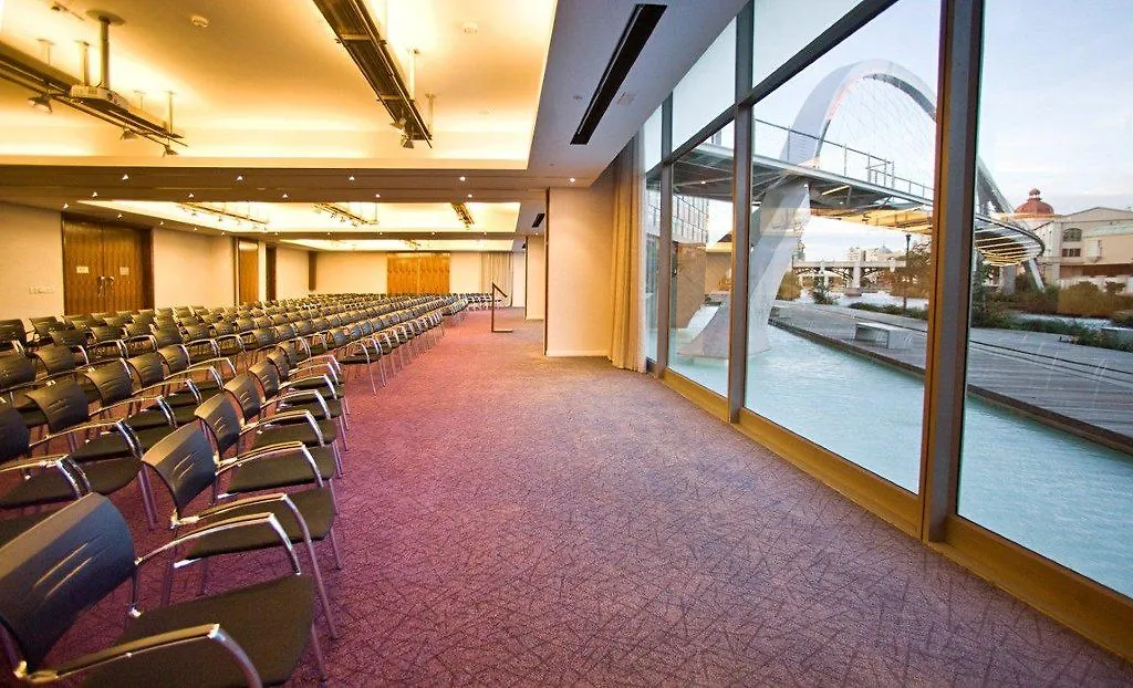 ****  Cape Town Marriott Hotel Crystal Towers South Africa